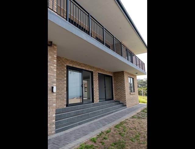 5 BEDROOM HOUSE FOR SALE IN DANA BAY